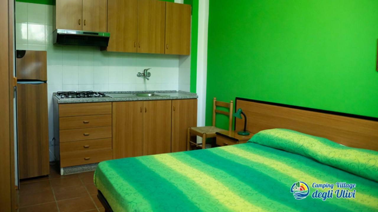 Camping Village Degli Ulivi Mattinata Exterior foto