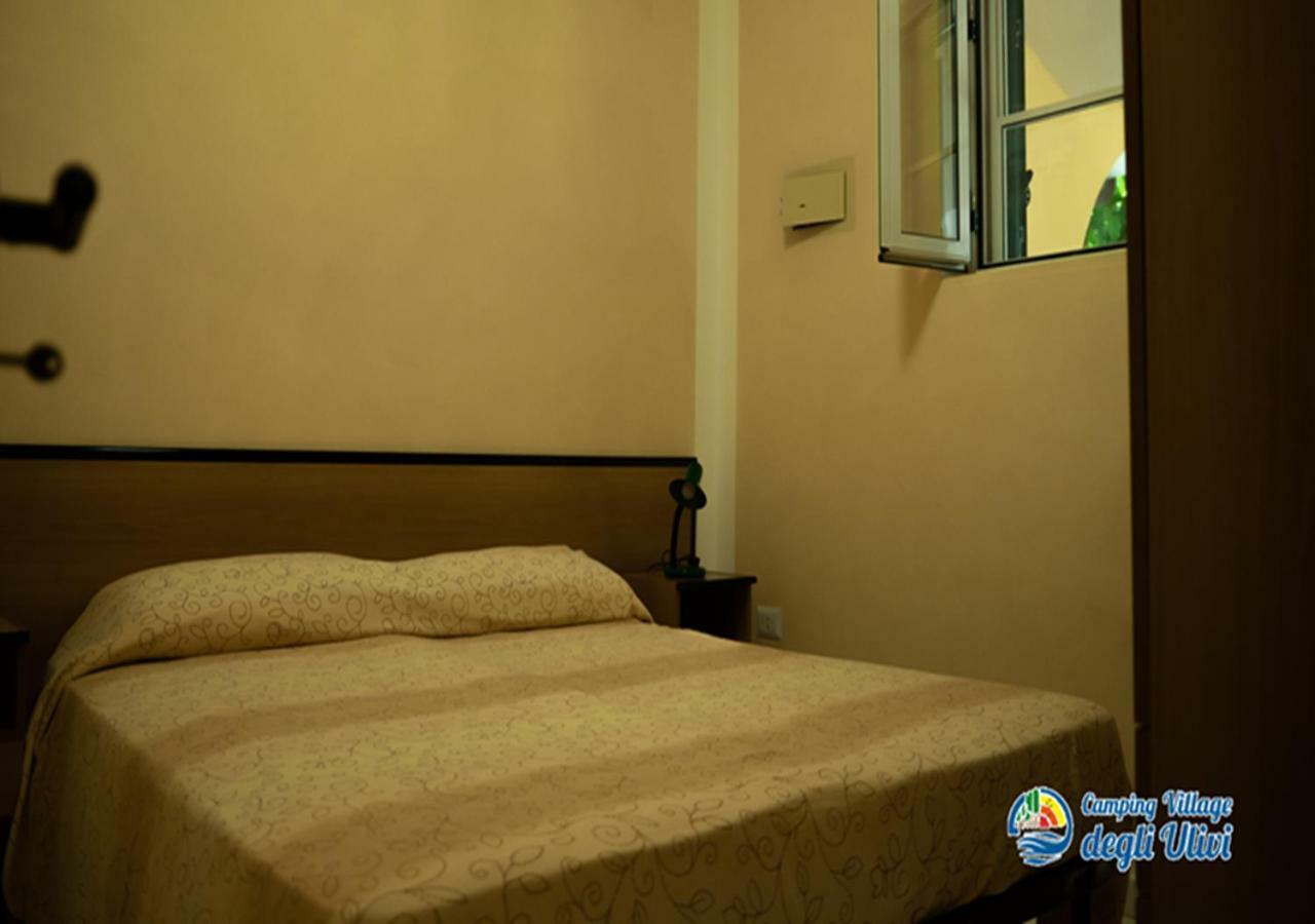 Camping Village Degli Ulivi Mattinata Exterior foto
