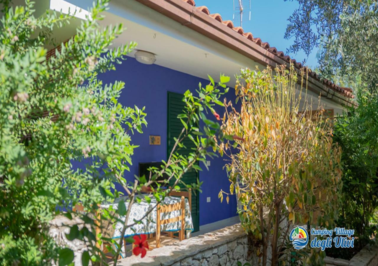 Camping Village Degli Ulivi Mattinata Exterior foto